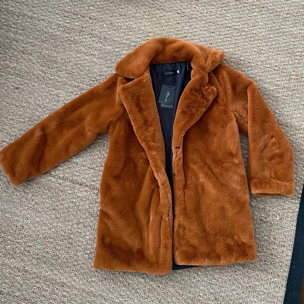 Teddy Bear Faux fur coat. Brown, new with tags.